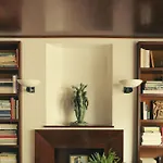 Exquisite Designer Flat Pere Lachaise
